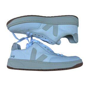 Veja V-12 Sneakers White with Gum Sole